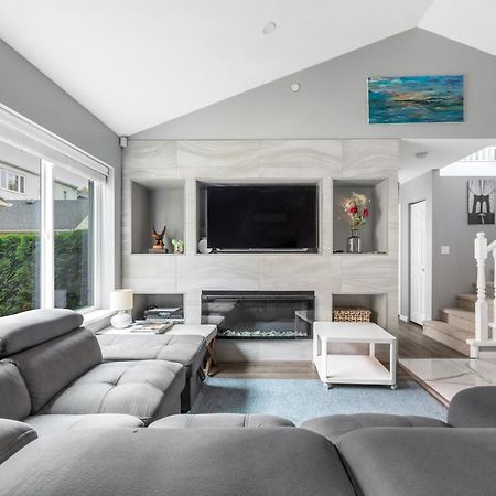 Stylish Dual Bedroom Suite In Van West Vancouver Esterno foto